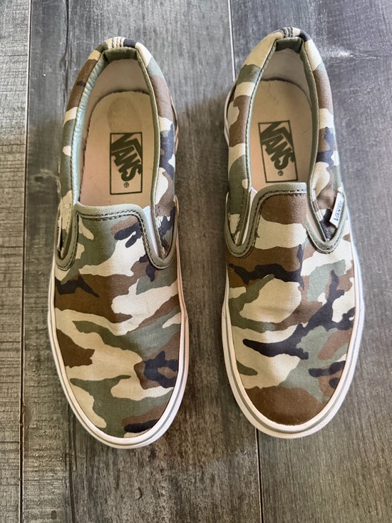 Vans Shoes - Vans Classic Slip-On Camo Sneakers - Woodland Camouflage - Women’s 7 / Men’s 5.5